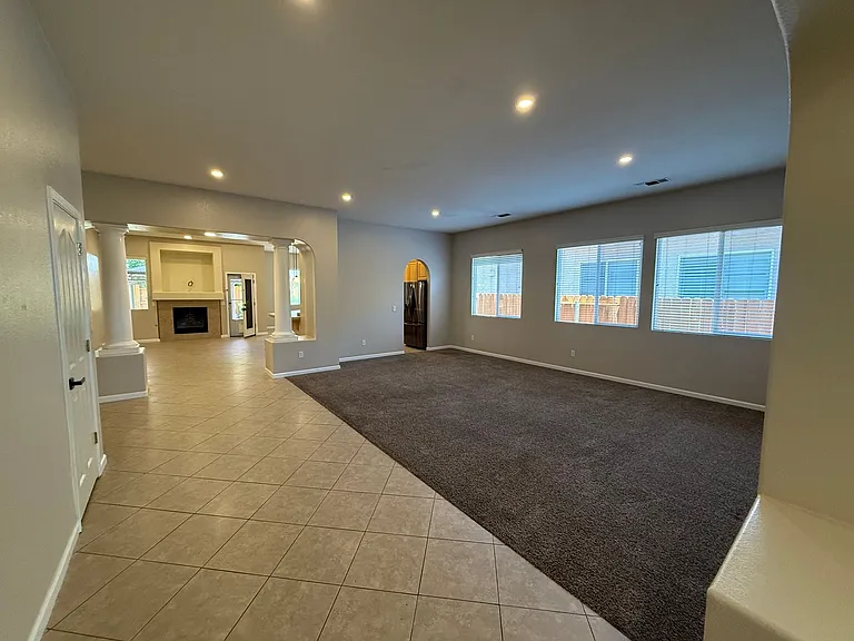 3113 Alpha Ct — Photo 12