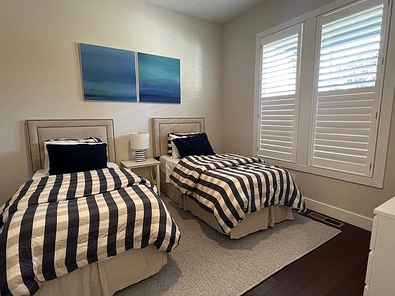 Bedroom #1