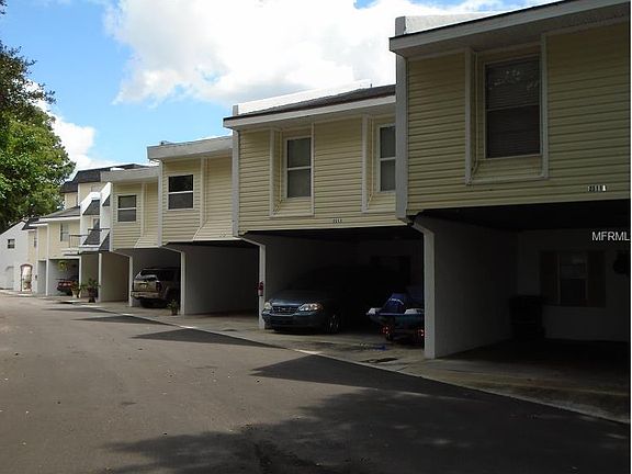 5th image of 2237 9th St SE