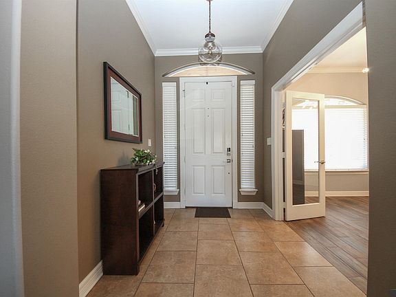 4th image of 2111 Katie Lee Ln