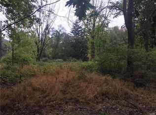 2400 Applebutter Rd, Hellertown, PA 18055