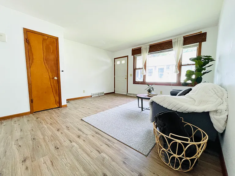 3005 Hermina St #2 — Photo 8