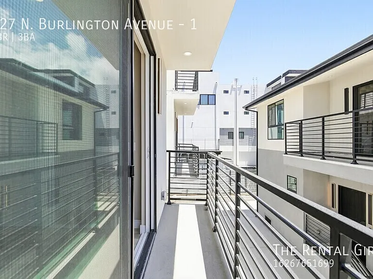 227 N Burlington Ave #1 — Photo 11