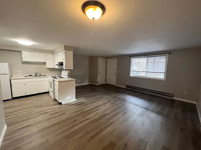 301 Kiwanis Park Ln — Photo 7