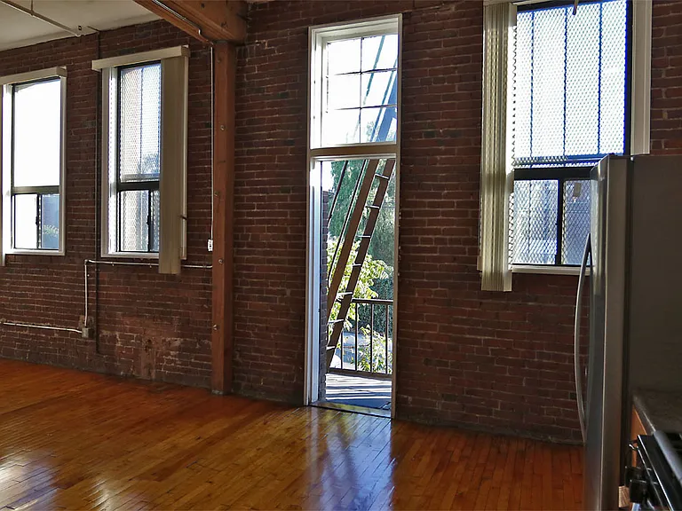 688 S. Santa Fe Ave — Photo 18