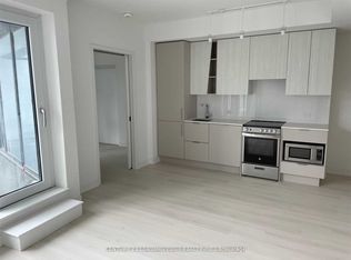 3900 Confederation Pkwy #214, Mississauga, ON L5B 0K7