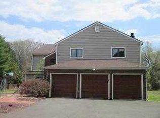 16 Pheasant Run, Windsor, CT 06095