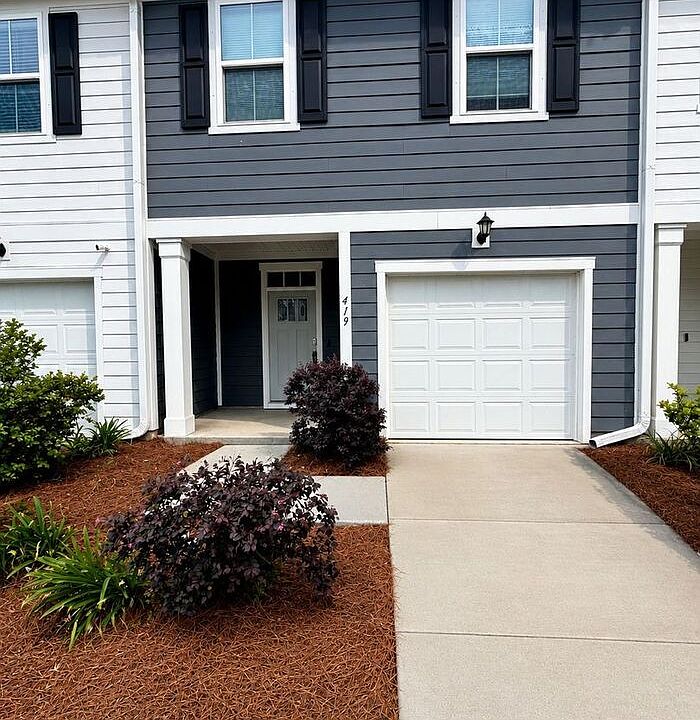 1st image of 419 Trotters Ln