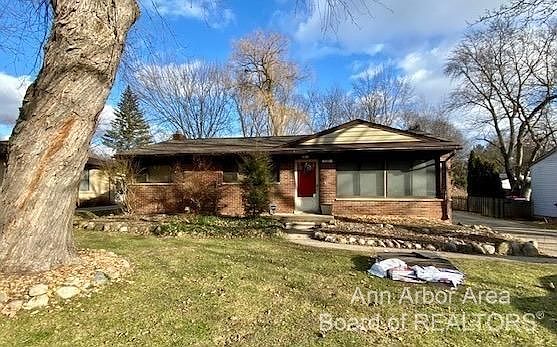 1st image of 335 Hazelwood Ave