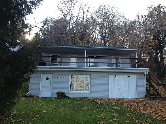 3rd image of 50 Riverstone Ln
