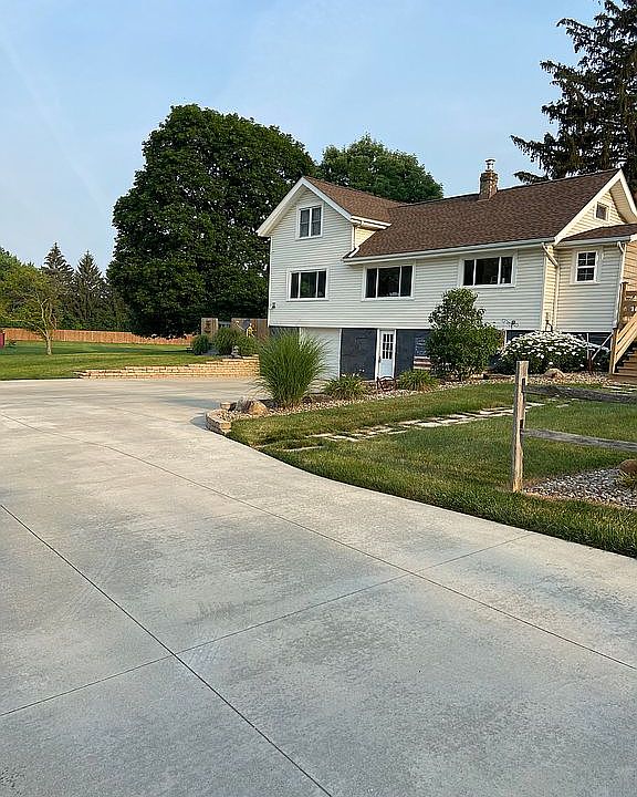 1st image of 2638 Northampton Rd