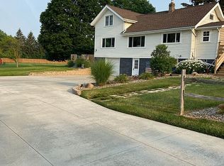 2638 Northampton Rd, Cuyahoga Falls, OH 44223