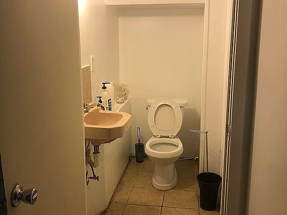 5th image of 28168 Revere Ave
