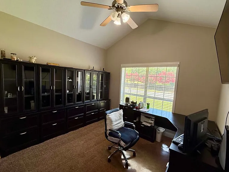 12001 Squirrel Dr — Photo 85