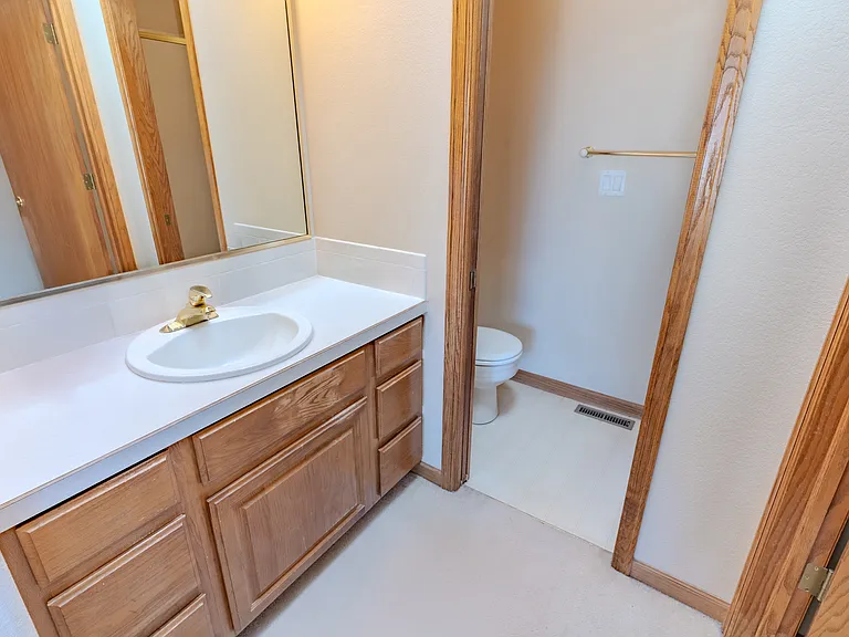 5151 Boardwalk Dr #R2 — Photo 12