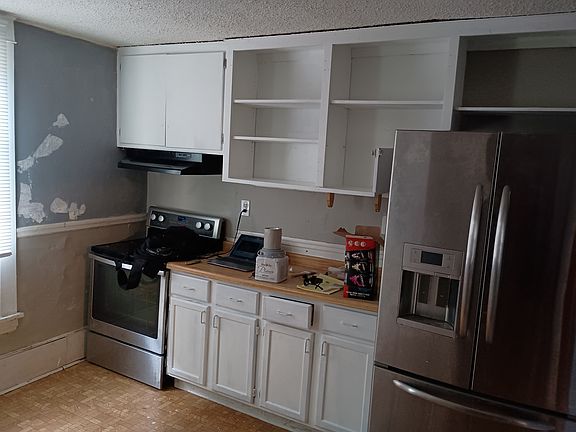 5th image of 1072 25th Ave SE