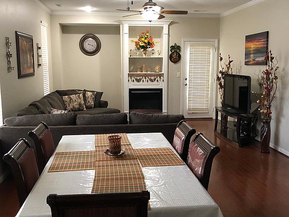 4th image of 1510 Aldershot Ln