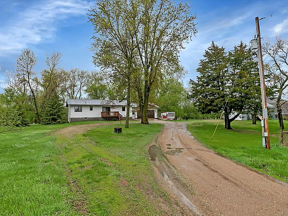 4th image of 32221 County Road 37