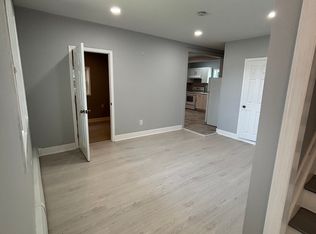 (Undisclosed Address), Bay Shore, NY 11706
