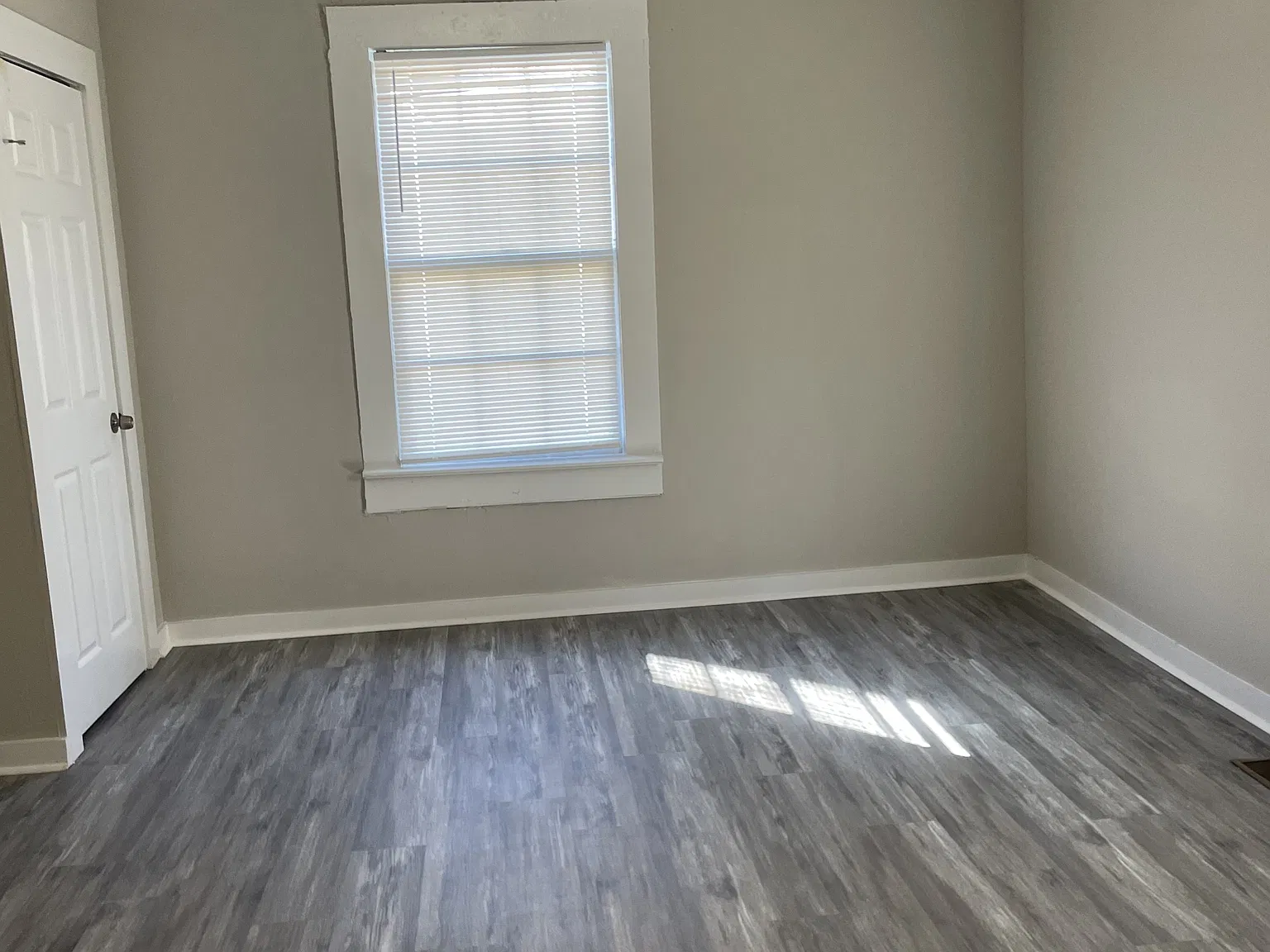 1006 Greenville Street - 1 — Photo 4