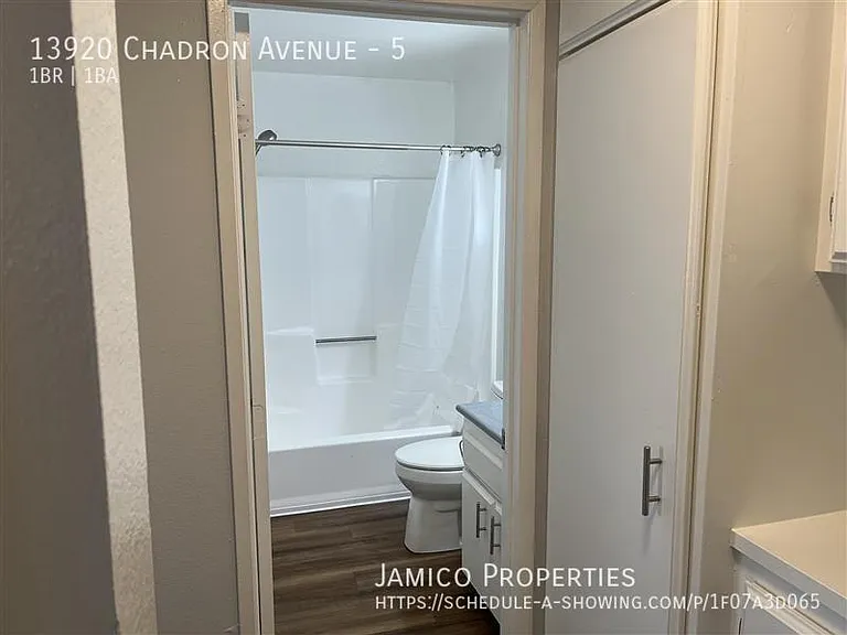 13920 Chadron Ave #5 — Photo 11