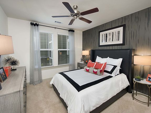 4th image of 675 Lafayette Ave #5311