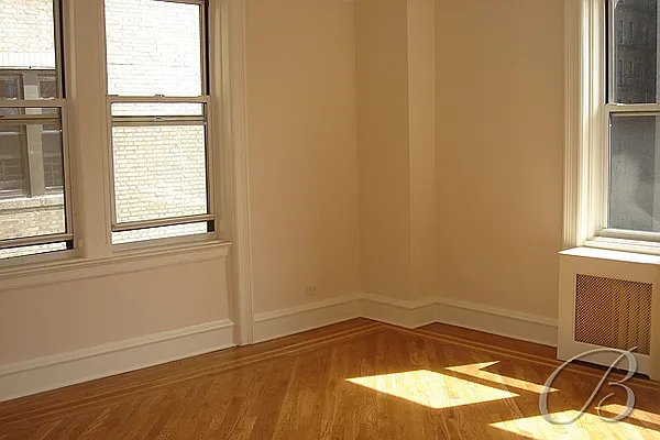 Sold by Bellmarc Realty | media 5