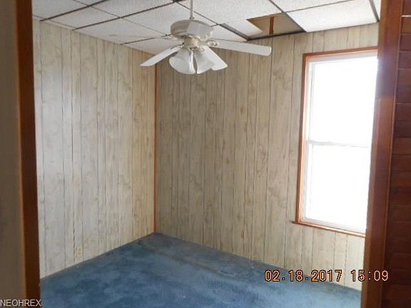 5th image of 149 Oak St