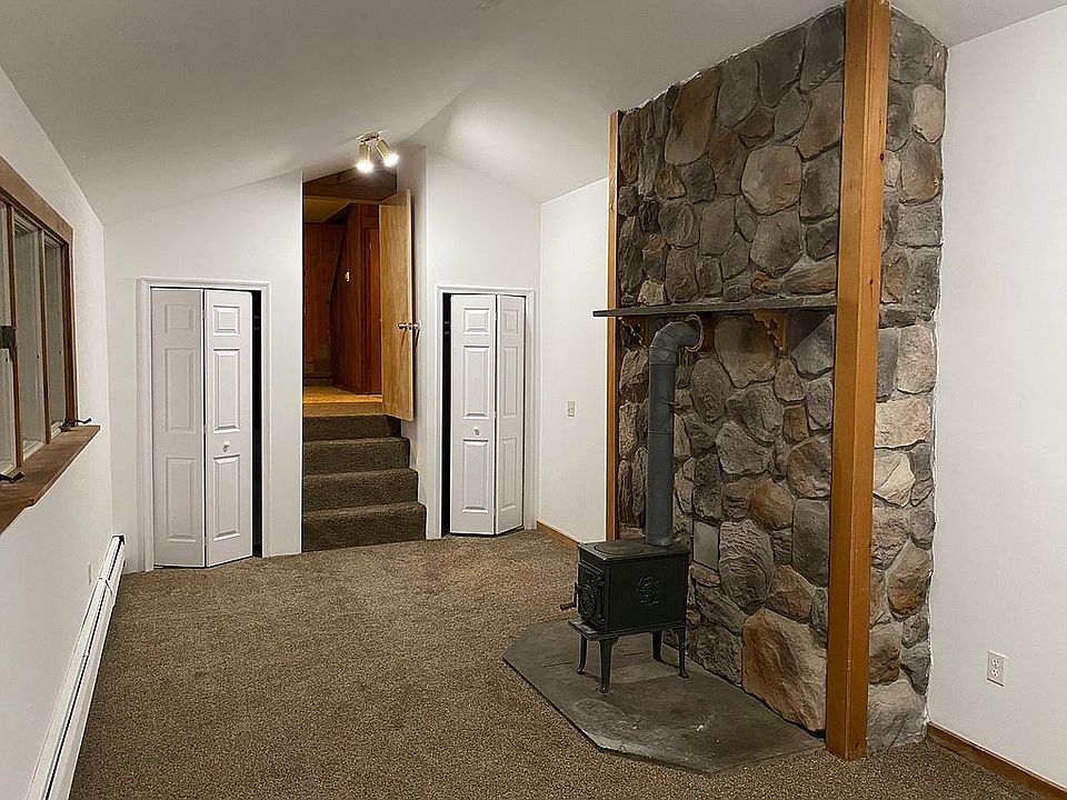 1st image of 3035 Creamton Dr