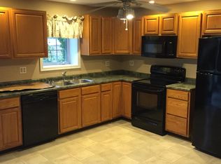 963 Johnswoods Rd, Lusby, MD 20657