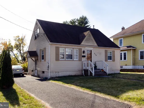 316 University Blvd, Glassboro, NJ 08028