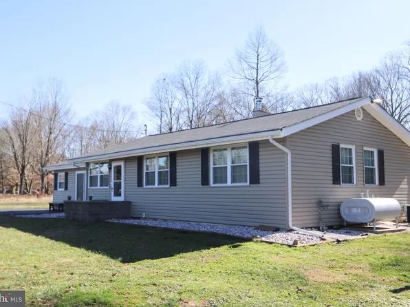 2030 Porter Rd, Bear, DE 19701