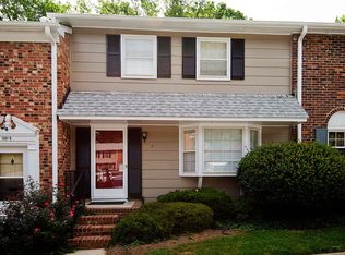 3001 C Overton Dr, Greensboro, NC 27408