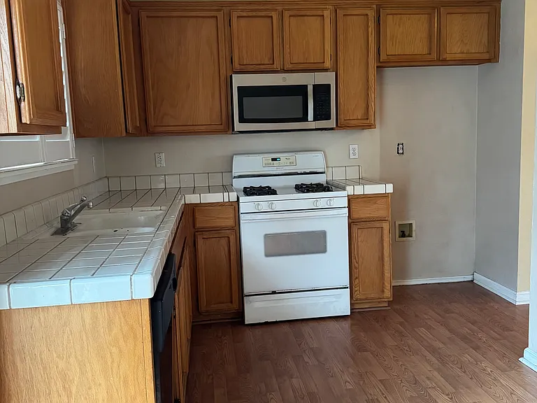 1323 Saint Francis Dr — Photo 6