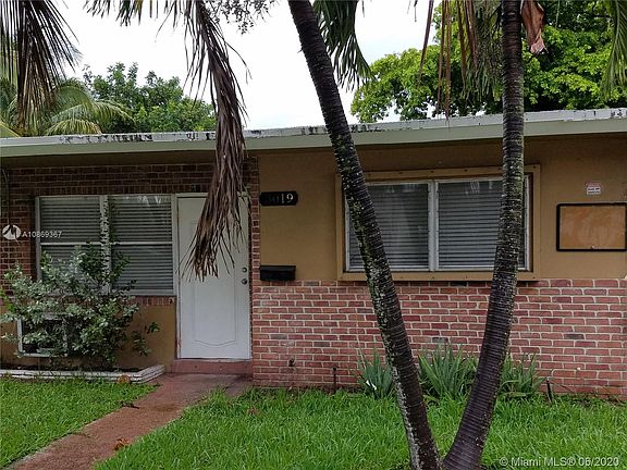 2nd image of 3019 NE 21st Ter #2