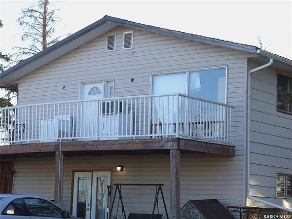 4th image of 101 Railway AVENUE