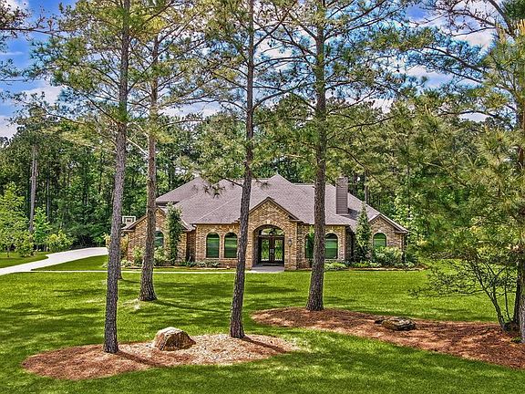Peaceful country atmosphere in this beautiful custom home with wrought iron fencing, pool/spa, full house generator and a 3 car garage.