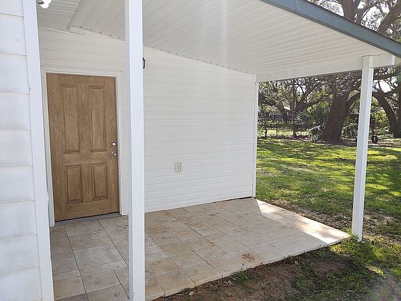 5th image of 50 Teakwood Dr