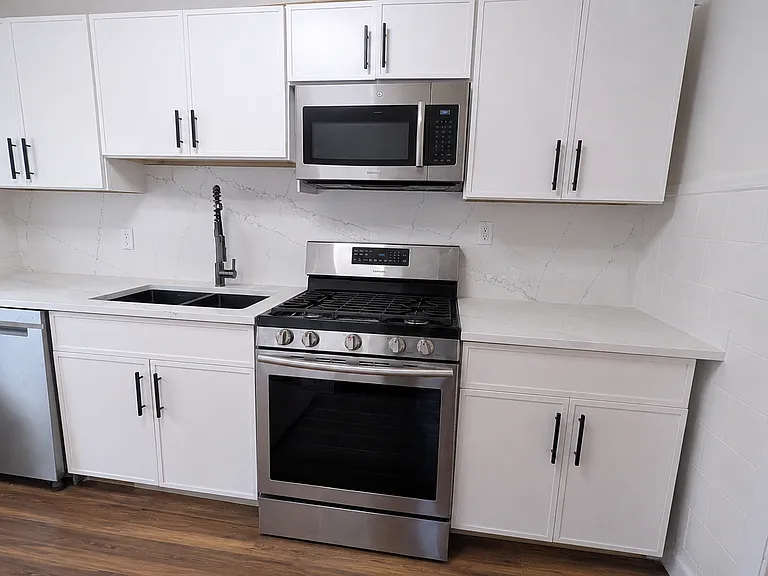 78R Mount Vernon St #1-R — Photo 2