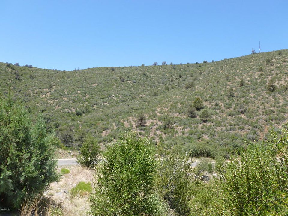 2nd image of 856 Mavrick Mountain Trl