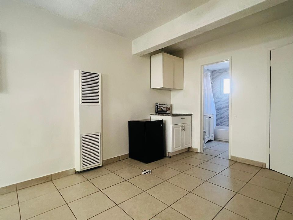 1st image of 12767 Caswell Ave #2A