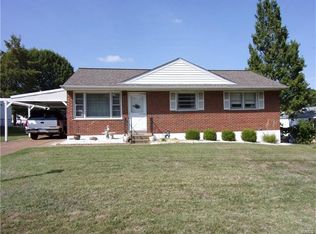 10807 Galena Ct, Saint Louis, MO 63123
