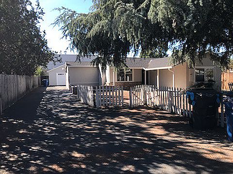 1st image of 1381 Hoffman Ln