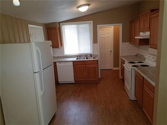 4th image of 6206 E 96th St