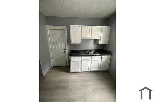 11414 Fairport Ave #UP Photo 1 11414 Fairport Ave #UP Photo 1