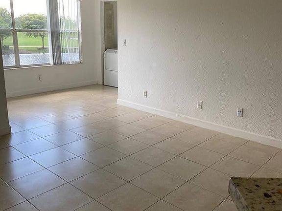 3rd image of 12730 Vista Isles Dr APT 823