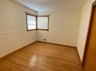 6014 Washington St, Chicago Ridge, IL 60415