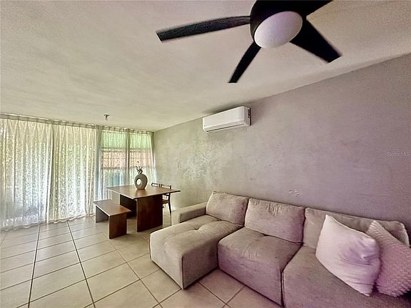 3rd image of 911 Caminito Alto I Rd #189