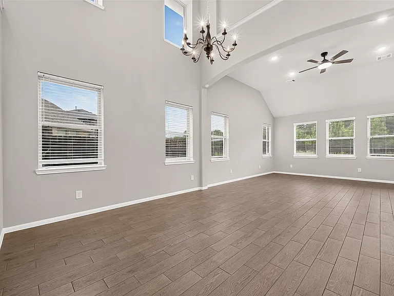30359 Limber Pines Dr — Photo 10