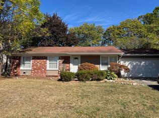 40636 Village Wood Rd, Novi, MI 48375